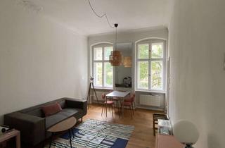 Wohnung mieten in Biebricher Str, 12053 Neukölln, Helle, vollmöblierte 2-Zimmer-Altbauwohnung mit Balkon in Neukölln