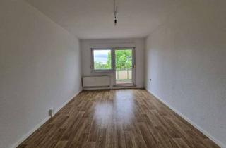 Wohnung mieten in Zinnaer Weg 18, 04860 Zinna, „4-Zimmer-Wohnung mit Balkon und Grünblick – ruhig, hell, familienfreundlich“