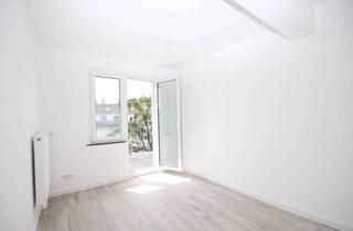 WG-Zimmer mieten in Kölner Straße 28, 40211 Stadtmitte, Perfektes WG-Zimmer in 4er WG: Renoviert, mit Balkon und neuer Einbauküche!