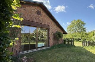 Haus kaufen in 29476 Gusborn, Leben in einer modernisierten Kartoffelscheune im Wendland / Landhaus-Bungalow mit Wintergarten