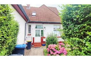 Haus kaufen in 26384 Heppens, Historisches Reihenendhaus in Heppens