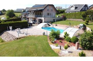 Einfamilienhaus kaufen in 56825 Beuren, Einfamilienhaus mit Einliegerwohnung und Außenpool