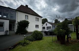 Haus kaufen in 95707 Thiersheim, Wohnhaus mit großem Gewächshaus und Garten in Thiersheim