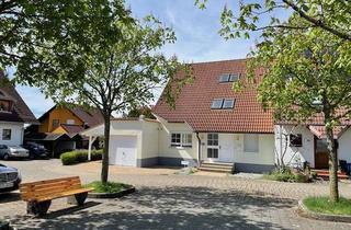 Doppelhaushälfte kaufen in 79283 Bollschweil, Geräumige Doppelhaushälfte mit gehobener Innenausstattung in ruhiger Lage in Bollschweil