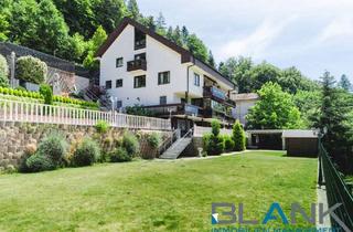Villa kaufen in 75323 Bad Wildbad, Exklusive Villa im Landhausstil – mit Wellnessbereich, Aufzug und großzügigem Raumkonzept