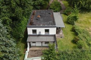 Haus kaufen in 42799 Leichlingen, Haus in attraktiver Waldrandlage für Handwerker und Naturliebhaber