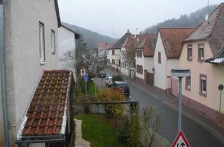 Bauernhaus mieten in Bürklin-Wolf-Straße, 67157 Wachenheim, Gemütliches Bauernhaus mit Hof und Gärtchen, ruhige Lage in Waldnähe