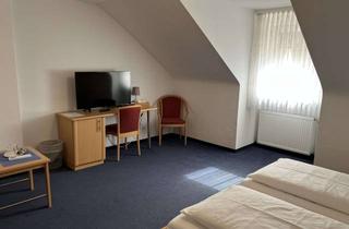 Immobilie mieten in Friedhofstraße 2a, 91058 Bruck, Voll möbliertes, klimatisiertes Apartment zum Festpreis