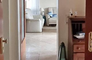 Wohnung mieten in Am Vorwerk, 27749 Mitte, Freundliche und gepflegte 2,5-Zimmer-Wohnung mit Balkon und Einbauküche in Delmenhorst