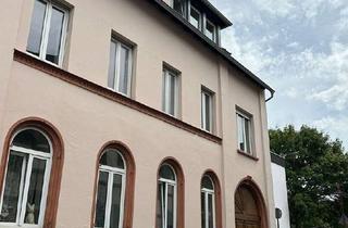 Wohnung mieten in Weinstraße 102, 67480 Edenkoben, Kernsaniert, Zentrale Lage und 85m2