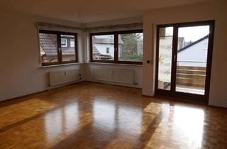 Wohnung mieten in 70839 Gerlingen, Exklusive, gepflegte 3-Raum-Wohnung mit Balkon und Einbauküche in Gerlingen