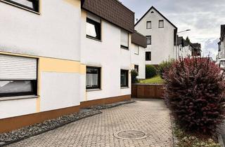 Wohnung mieten in Sandgasse 23, 56566 Neuwied, Ansprechende und gepflegte 4-Raum-Wohnung mit Süd-Balkon in Neuwied