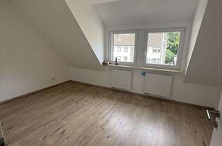 Wohnung mieten in Voltmannstr. 143, 33613 Gellershagen, NEUE WG-taugliche -2ZKB (DG) mit moderner EBK unweit der Universität u. FH Bielefeld (modernisiert)