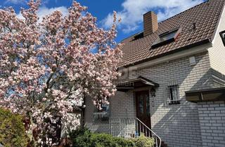 Haus kaufen in 13591 Staaken, Provisionsfrei! Außensauna-Whirlpool-Pool-Fitnessraum-klimatisiert-2 Garagen