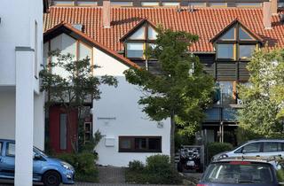Haus kaufen in Schönbuchweg, 71144 Steinenbronn, Freistehendes Hofhaus, 2021 renoviert, vermietet