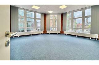 Büro zu mieten in 24837 Schleswig, Attraktive Bürofläche im Herzen von Schleswig // Ladenstraße // Fahrstuhl
