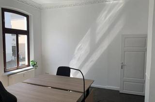 Wohnung mieten in 26122 Oldenburg, 4-Zimmer-Wohnung - WG geeignet - mit Balkon in zentraler Lage von Oldenburg/ Nähe Innenstadt und Hauptbahnhof
