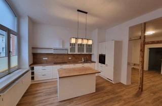 Wohnung mieten in Schulstraße, 07950 Zeulenroda-Triebes, Barrierearme 3-R.Whg.(125qm) mit Kamin & Wintergarten ab 01.11.25
