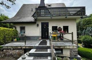 Einfamilienhaus kaufen in 09573 Augustusburg, Idyllisch gelegenes 7-Zi. EFH mit 2 Balkonen, Carport, 3 Bädern und Garage im schönen Zschopautal