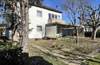 Haus kaufen in 73269 Hochdorf, Hochdorf: Älteres 2-FH auf wunderschönem Grundstück. Wohnfläche erweiterbar. Idyllische Lage.