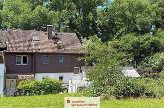 Haus kaufen in 68766 Hockenheim, Hockenheim - 1-2-Familienhaus mit großem Grundstück, zwei Wohneinheiten und viel Potenzial - sofort frei in ruhiger Lage von Hockenheim