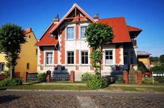 Haus kaufen in 16798 Fürstenberg/Havel, Fürstenberg/Havel - Altbaujuwel mit zwei Wohneinheiten im Fürstenberger Seenland - provisionsfrei