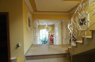 Einfamilienhaus kaufen in 89143 Blaubeuren, Blaubeuren - *** Hochwertiges Einfamilienhaus mit Büro und Lagerflächen in zentraler Lage von Blaubeuren ***