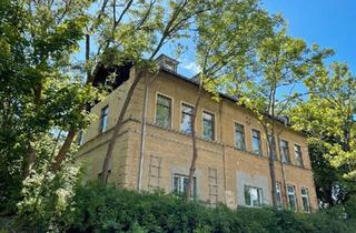 Haus kaufen in 08606 Oelsnitz, Oelsnitz (Vogtland) - Wohngebäude