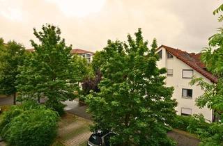 Haus kaufen in 74613 Öhringen, Öhringen - Schöne und gepflegte 3-Raum-Maisonette-Wohnung mit Balkon und EBK
