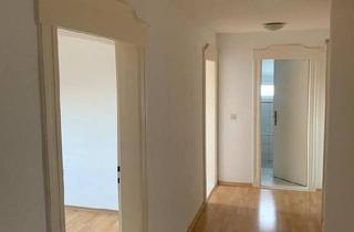 Wohnung kaufen in 94405 Landau, Landau an der Isar - LANDAU !4,23! % Rendite- 70 qm DG Wohnung- 45 qm² Ausbaureserve