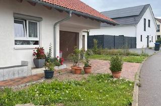 Wohnung kaufen in 79843 Löffingen, Löffingen - 2 Zimmer Einliegerwohnung mit Terrasse und Stellplatz ca 50 qm zu