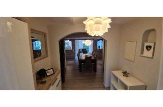 Wohnung kaufen in 89233 Neu-Ulm, Neu-Ulm - Wohnung 5,5 Zimmer mit Garten und Garage
