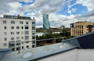 Wohnung kaufen in 60594 Frankfurt am Main, Frankfurt am Main - Exklusive Dachwohnung mit Skyline- und Mainblick im Deutschherrnviertel von Sachsenhausen