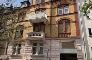 Wohnung kaufen in 65199 Dotzheim, ''Handwerker gesucht'' 2-Zimmer-Altbauwohnung mit Ausbaupotenzial