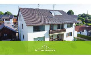 Wohnung kaufen in 87784 Westerheim, Attraktiv für Eigennutzer und Anleger: großzügige OG-Wohnung mit Garten und zwei Garagen