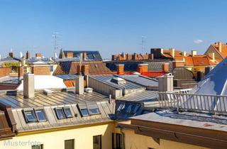 Wohnung kaufen in 80337 Ludwigsvorstadt-Isarvorstadt, Altbau-Dachfläche mit ca. 170 m2 Ausbaupotenzial – Toplage nahe Theresienwiese!