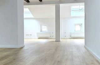 Wohnung kaufen in 60318 Nordend-West, Kernsanierte DG-Wohnung im Herzen vom Nordend I Schönes Denkmalschutzobjekt !