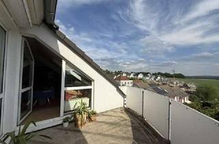 Wohnung kaufen in Ligusterweg 11, 42489 Wülfrath, Helle Eigentumswohnung mit Balkon und 2 Stellplätzen