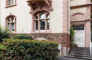 Wohnung kaufen in 60325 Westend-Süd, Herrschaftliche Stilaltbauwohnung mit Garten