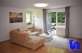 Wohnung kaufen in 72766 Reutlingen, Freiwerdende, gemütliche 3-Zimmer-Wohnung mit Terrassensitzplatz und 2 Stellplätzen in Sondelfingen