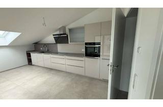 Penthouse mieten in Babenhäuser Straße 25, 63322 Rödermark, Erstbezug! Exklusive Neubau 2-Raum-Penthouse Wohnung mit luxuriöser Innenausstattung, Balkon und EBK