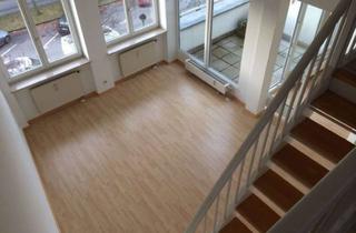 Wohnung mieten in Fürkhofstraße 13, 81927 Bogenhausen, Traumhafte 2-Zimmer-Dachgeschosswohnung mit Galerie und Terrasse in München-Bogenhausen