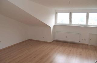 Wohnung mieten in Genossenschaftsstraße 51, 75173 Südweststadt, PF-Südweststadt, gepflegte 2-Zimmerwohnung in zentrumsnaher, jedoch ruhiger Wohnlage