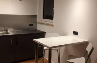 Wohnung mieten in Borsigstr. 12, 42327 Wuppertal, Geschmackvolle 1-Raum-Souterrain-Wohnung mit gehobener Innenausstattung in Wuppertal