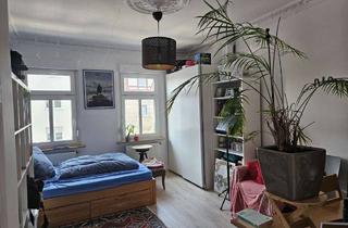Wohnung mieten in 90763 Südstadt, Fürth-Südstadt! Kleine Familie oder WG willkommen! Charmante 3-Zi.-Altbauwhg. im 3. OG ohne Lift !
