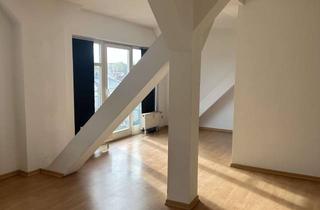 Wohnung mieten in Rambergweg 21, 06484 Quedlinburg, Dachgeschosswohnung mit Traumaussicht, Dachterrasse und Personenaufzug!