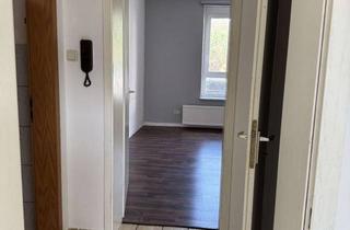 Wohnung mieten in 24118 Ravensberg, Ravensberg 1 Min neben Uni / 1 Zi Whg / gr Sitzküche Stellplatz