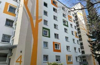 Wohnung mieten in Hochkalterstr. 04, 90471 Langwasser Nordwest, 3 Zimmer Wohnung im 3. OG mit Loggia