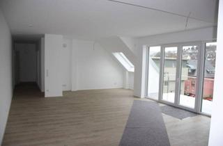 Wohnung mieten in 57462 Olpe, Exklusive 4-Raum-Dachgeschosswohnung mit Balkon in Olpe