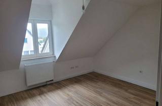 Wohnung mieten in Rathausstraße, 57610 Altenkirchen, Kernsanierte 2-Zimmer-DG-Wohnung im Zentrum von Altenkirchen